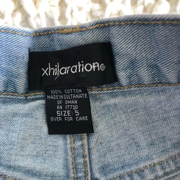 XHILARATION light wash wide leg crop denim jeans silver studs size 5 small - Picture 8 of 13